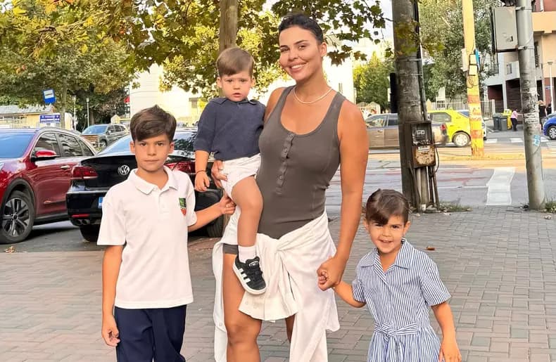 Andreea Popescu și Rareș Cojoc se despart după trei copii împreună